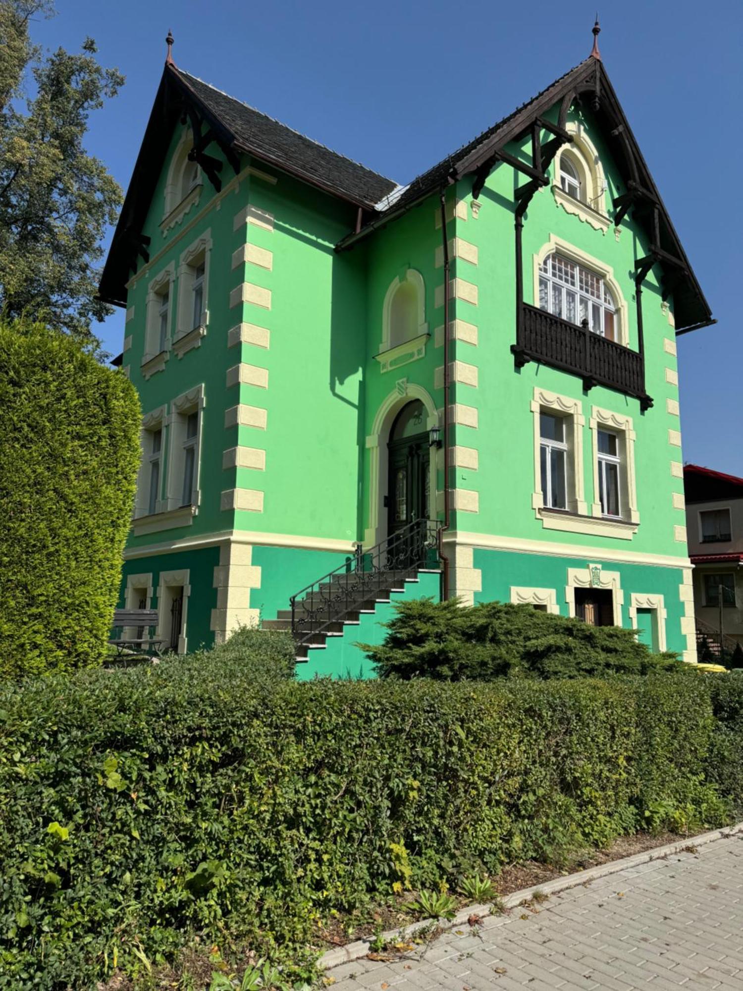Apartment Astor - Ksiezycowy Szczawno-Zdroj